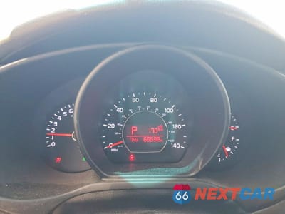 Zdjęcie 9 z 12 samochodu: 2019 KIA SOUL + VIN:KNDJP3A55K7009962 - miniatura