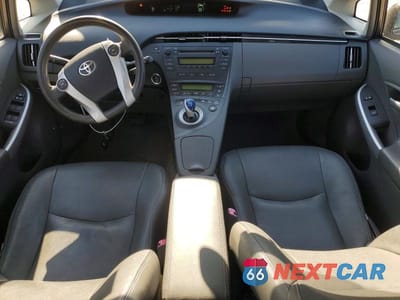 Zdjęcie 8 z 12 samochodu: 2008 TOYOTA PRIUS VIN:JTDKN3DU9B0272915 - miniatura