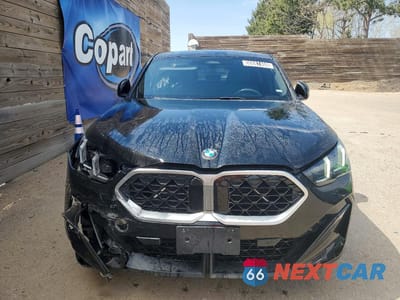 Piąte zdjęcie samochodu w środku: 2026 BMW X2 XDRIVE28I VIN:WBX63GM04T5483880 - miniatura