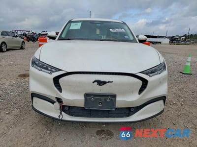 Piąte zdjęcie samochodu w środku: 2022 FORD MUSTANG MACH-E SELECT VIN:3FMTK1RM0NMA08263 - miniatura