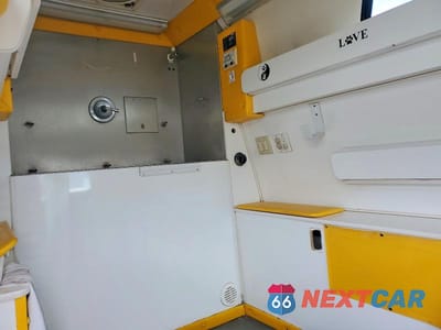 Zdjęcie 10 z 12 samochodu: 2006 FORD ECONOLINE E350 SUPER DUTY VAN VIN:1FTSS34L96DA47652 - miniatura