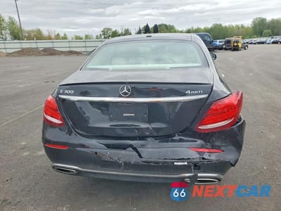 Zdjęcie 6 z 12 samochodu: 2017 MERCEDES-BENZ E 300 4MATIC VIN:WDDZF4KBXHA226909 - miniatura