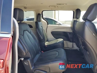 Zdjęcie 11 z 13 samochodu: 2018 CHRYSLER PACIFICA TOURING L VIN:2C4RC1BG8JR197568 - miniatura