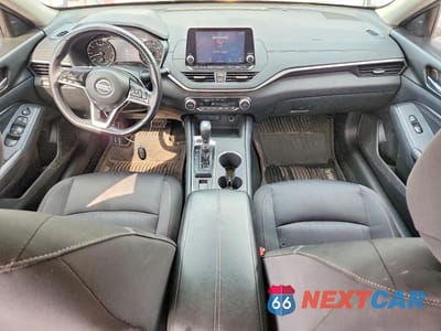 Zdjęcie 8 z 12 samochodu: 2019 NISSAN ALTIMA SV VIN:1N4BL4DV1KC208005 - miniatura