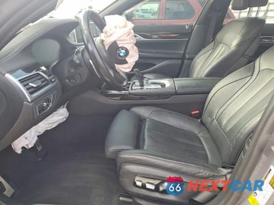 Zdjęcie 7 z 12 samochodu: 2022 BMW 740 I VIN:WBA7T2C04NCH01241 - miniatura