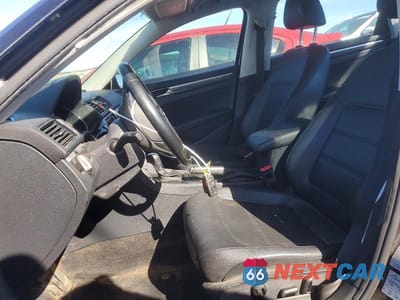 Zdjęcie 7 z 12 samochodu: 2018 VOLKSWAGEN PASSAT SE VIN:1VWBA7A35JC010320 - miniatura