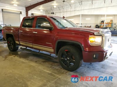 Czwarte zdjęcie samochodu z boku: 2015 GMC SIERRA K1500 DENALI VIN:3GTU2WEC0FG165200 - miniatura