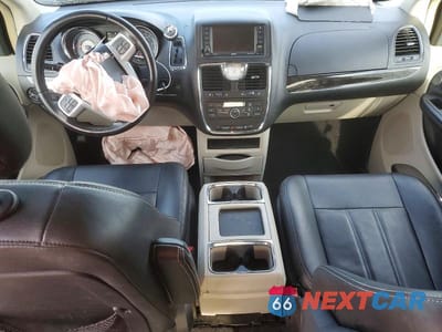 Zdjęcie 8 z 14 samochodu: 2016 CHRYSLER TOWN & COUNTRY TOURING VIN:2C4RC1BG0GR206434 - miniatura