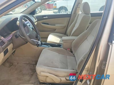 Zdjęcie 7 z 11 samochodu: 2003 HONDA ACCORD LX VIN:1HGCM56473A139339 - miniatura