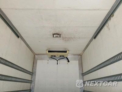 Zdjęcie 10 z 13 samochodu: 2016 ISUZU NQR REFRIGERATED BOX TRUCK VIN:JALE5W164G7900557 - miniatura