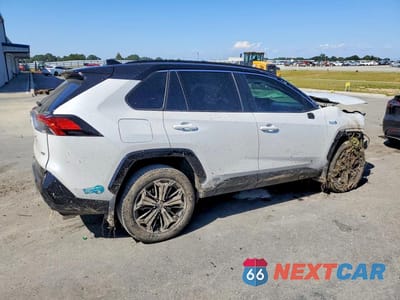 Trzecie zdjęcie samochodu z tyłu: 2024 TOYOTA RAV4 PRIME XSE VIN:JTMEB3FV8RD219637 - miniatura