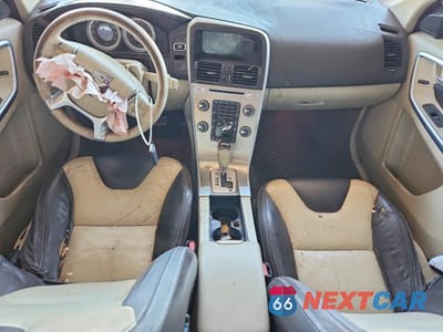 Zdjęcie 8 z 13 samochodu: 2011 VOLVO XC60 3.2 VIN:YV4952DLXB2201434 - miniatura