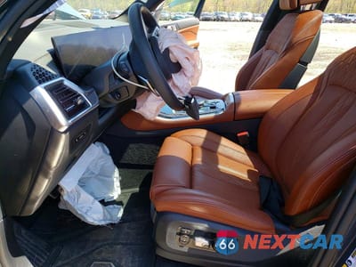 Zdjęcie 7 z 13 samochodu: 2025 BMW X5 XDRIVE50E VIN:5UX43EU02S9Y89333 - miniatura