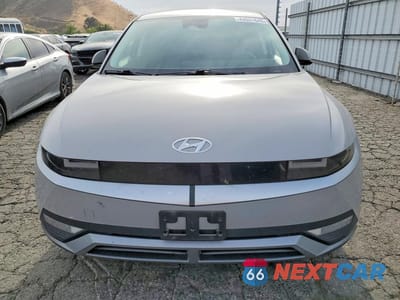 Piąte zdjęcie samochodu w środku: 2022 HYUNDAI IONIQ 5 SE VIN:KM8KM4AE8NU056469 - miniatura