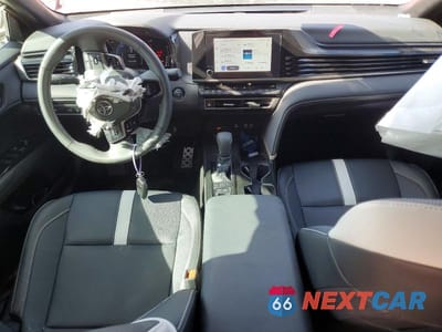 Zdjęcie 8 z 12 samochodu: 2026 TOYOTA CAMRY SE VIN:4T1DAACK2TU254660 - miniatura