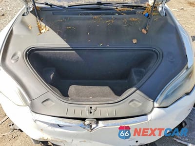Zdjęcie 11 z 12 samochodu: 2019 TESLA MODEL S VIN:5YJSA1E26KF334530 - miniatura
