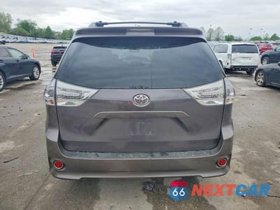 Zdjęcie 6 z 13 samochodu: 2012 TOYOTA SIENNA SPORT VIN:5TDXK3DC5CS240144 - miniatura