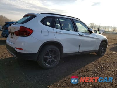 Trzecie zdjęcie samochodu z tyłu: 2014 BMW X1 XDRIVE28I VIN:WBAVL1C58EVY15077 - miniatura