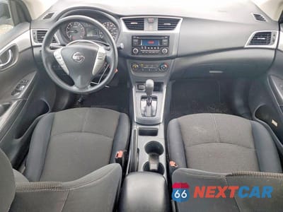 Zdjęcie 8 z 12 samochodu: 2017 NISSAN SENTRA S VIN:3N1AB7AP1HY385432 - miniatura