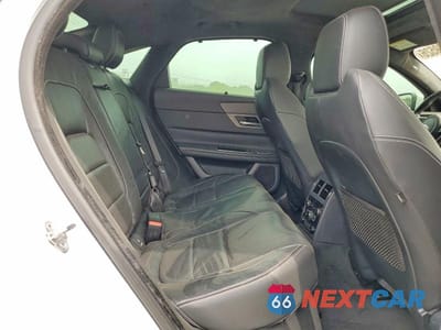 Zdjęcie 10 z 12 samochodu: 2016 JAGUAR XF S VIN:SAJBG4BV8GCY06179 - miniatura