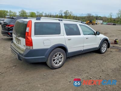 Trzecie zdjęcie samochodu z tyłu: 2005 VOLV XC70 VIN:YV4SZ592X61227597 - miniatura