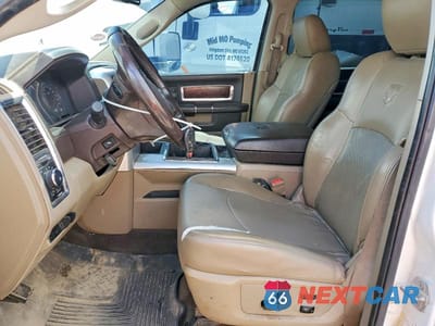Zdjęcie 7 z 12 samochodu: 2012 DODGE RAM 3500 LARAMIE VIN:3C63DRJL4CG247401 - miniatura