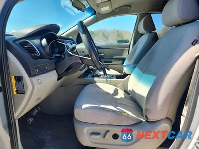 Zdjęcie 7 z 13 samochodu: 2016 KIA SEDONA LX VIN:KNDMB5C17G6089506 - miniatura