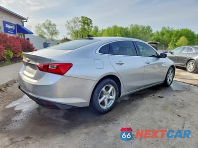 Trzecie zdjęcie samochodu z tyłu: 2017 CHEVROLET MALIBU LS VIN:1G1ZB5ST7HF278966 - miniatura