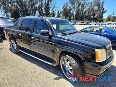 Czwarte zdjęcie samochodu z boku: 2002 CADILLAC ESCALADE EXT VIN:3GYEK63N62G228684 - miniatura