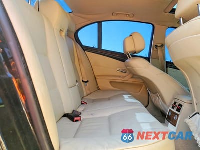 Zdjęcie 10 z 12 samochodu: 2008 BMW 528 I VIN:WBANU53518CT11006 - miniatura