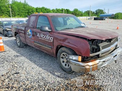 Czwarte zdjęcie samochodu z boku: 2003 CHEVROLET SILVERADO C1500 VIN:2GCEC19V831348350 - miniatura