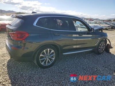 Trzecie zdjęcie samochodu z tyłu: 2019 BMW X3 SDRIVE30I VIN:5UXTR7C56KLF24324 - miniatura