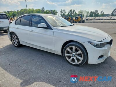 Czwarte zdjęcie samochodu z boku: 2015 BMW 328 I VIN:WBA3A5C50FF607730 - miniatura
