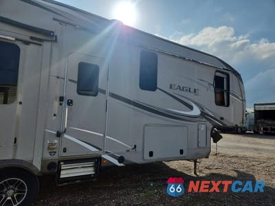 Piąte zdjęcie samochodu w środku: 2017 JAYCO EAGLE CAMPER VIN:1UJCJ0BT4H1WD0087 - miniatura