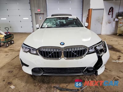 Piąte zdjęcie samochodu w środku: 2020 BMW 330XI VIN:3MW5R7J01L8B38236 - miniatura