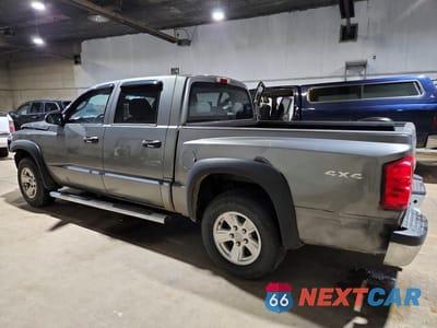 Drugie zdjęcie samochodu z przodu: 2011 DODGE DAKOTA SLT VIN:1D7RW3GK9BS686972 - miniatura