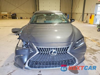 Piąte zdjęcie samochodu w środku: 2024 LEXUS ES 300H BASE VIN:58ADA1C12RU054242 - miniatura