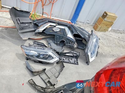 Zdjęcie 13 z 14 samochodu: 2017 NISSAN ROGUE S VIN:KNMAT2MT4HP511502 - miniatura
