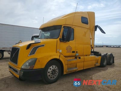Drugie zdjęcie samochodu z przodu: 2016 VOLVO VN VNL VIN:4V4NC9EH3GN974511 - miniatura