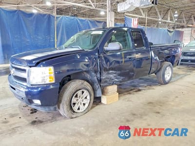 2011 CHEVROLET SILVERADO C1500 LT 1GCRCSE01BZ143816 - główne zdjęcie licytacji z USA - miniatura
