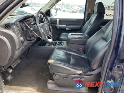 Zdjęcie 7 z 11 samochodu: 2008 CHEVROLET SILVERADO K1500 VIN:2GCEK133881171154 - miniatura