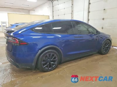 Trzecie zdjęcie samochodu z tyłu: 2022 TESLA MODEL X VIN:7SAXCAE53NF350136 - miniatura