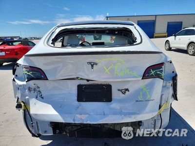 Zdjęcie 6 z 13 samochodu: 2023 TESLA MODEL Y VIN:7SAYGDEE6PA080071 - miniatura