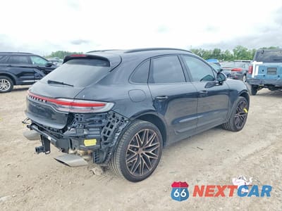 Trzecie zdjęcie samochodu z tyłu: 2025 PORSCHE MACAN BASE VIN:WP1AA2A58SLB05604 - miniatura