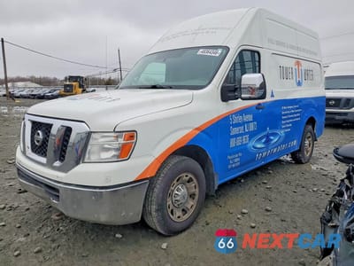 2013 NISSAN NV 2500 HD S 1N6AF0LY7DN113275 - główne zdjęcie licytacji z USA - miniatura