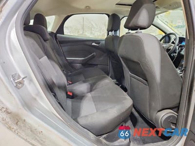 Zdjęcie 10 z 12 samochodu: 2015 FORD FOCUS VIN:1FADP3K28FL304087 - miniatura
