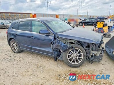 Czwarte zdjęcie samochodu z boku: 2010 AUDI Q5 VIN:WA1LKAFP6AA036721 - miniatura