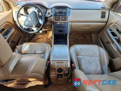 Zdjęcie 8 z 12 samochodu: 2004 HONDA PILOT EXL VIN:2HKYF18604H575661 - miniatura