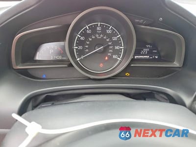 Zdjęcie 9 z 12 samochodu: 2018 MAZDA 3 TOURING VIN:3MZBN1L37JM258789 - miniatura