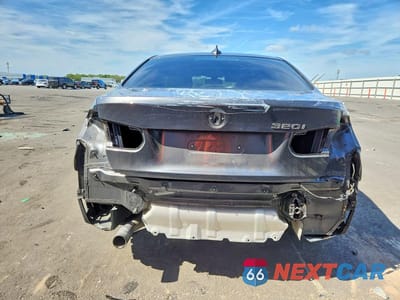 Zdjęcie 6 z 13 samochodu: 2018 BMW 320 I VIN:WBA8E1G50JNU90517 - miniatura